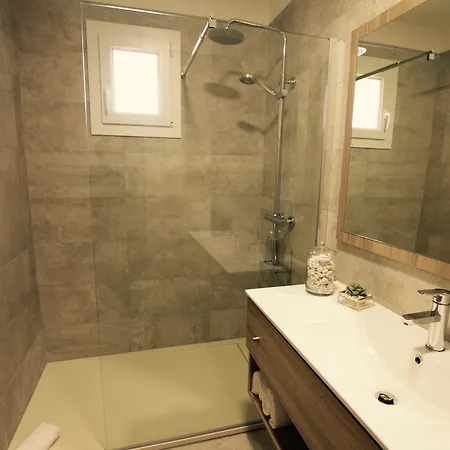 فندق Hotel-restaurant Marina Di Lava - Grand Ajaccio 3*