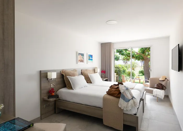 Hotel Hôtel-restaurant Marina Di Lava - Grand Ajaccio 3*