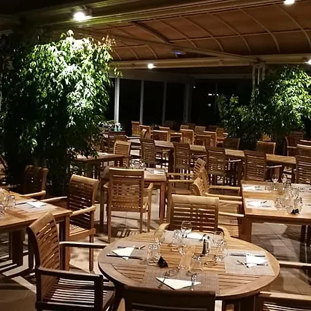 Hotel-restaurant Marina Di Lava - Grand Ajaccio Appietto
