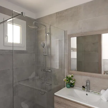 Hotel-restaurant Marina Di Lava - Grand Ajaccio Hotel Appietto