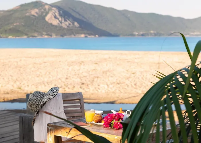 Hôtel-restaurant Marina Di Lava - Grand Ajaccio Hotel