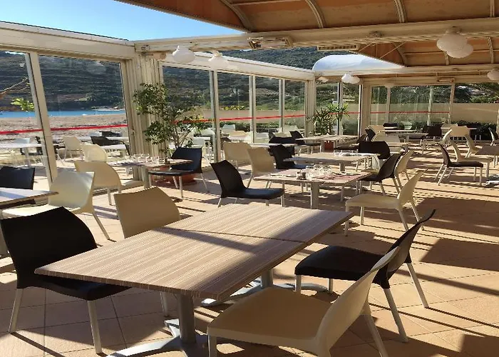 Hotel-restaurant Marina Di Lava - Grand Ajaccio Hotel