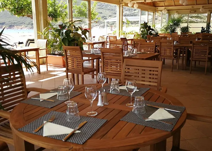 Hotel-restaurant Marina Di Lava - Grand Ajaccio Appietto