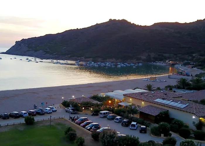 Ξενοδοχείο Hotel-restaurant Marina Di Lava - Grand Ajaccio Appietto