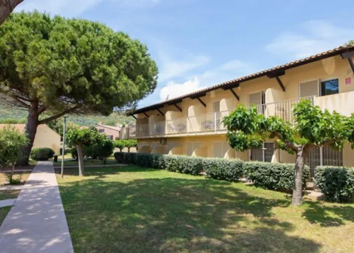 Hotel-restaurant Marina Di Lava - Grand Ajaccio Hotel Appietto