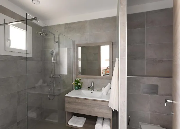 Hotel-restaurant Marina Di Lava - Grand Ajaccio Appietto