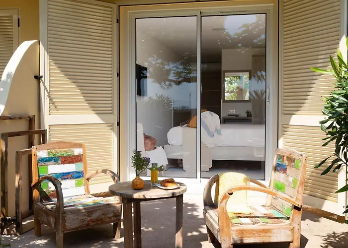 Hotel Hotel-restaurant Marina Di Lava - Grand Ajaccio Appietto