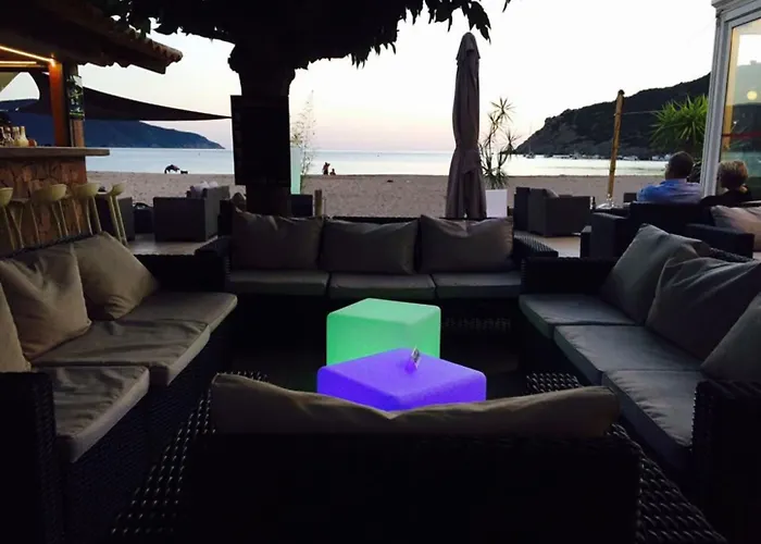 Hôtel-restaurant Marina Di Lava - Grand Ajaccio Appietto