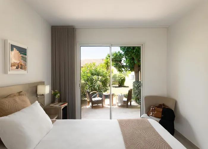 Ξενοδοχείο Hotel-restaurant Marina Di Lava - Grand Ajaccio Appietto