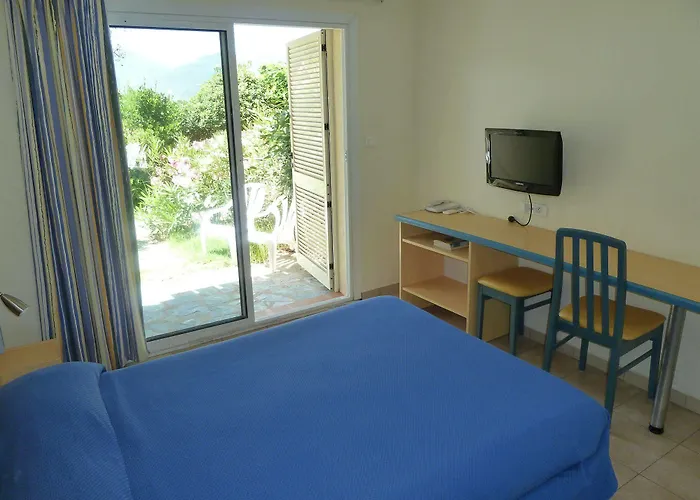 Hotel-restaurant Marina Di Lava - Grand Ajaccio 3*