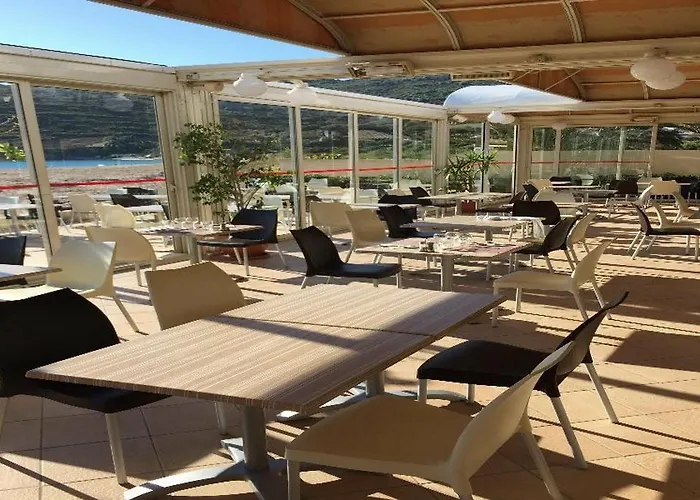 Hotel-restaurant Marina Di Lava - Grand Ajaccio Hotel 3*