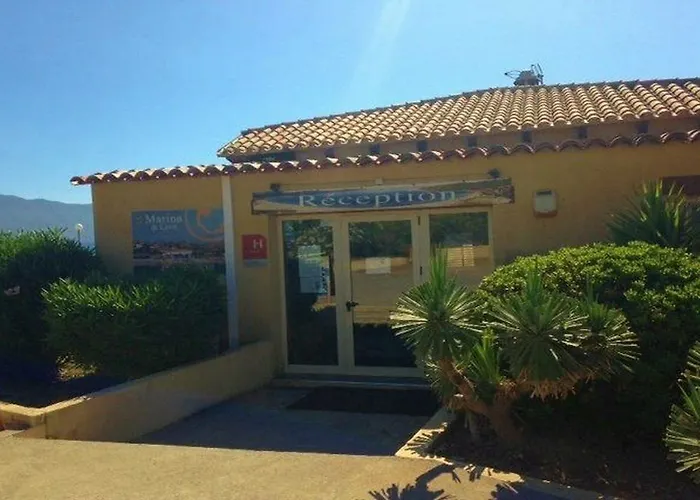 Hotel-restaurant Marina Di Lava - Grand Ajaccio 3*