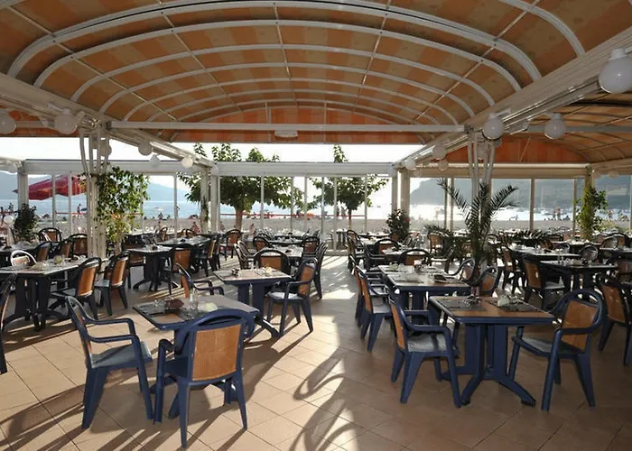 Hotel-restaurant Marina Di Lava - Grand Ajaccio Ξενοδοχείο 3*